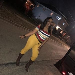 Meet your Posher, Sharletha